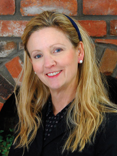 HollyHeaton headshot-new2